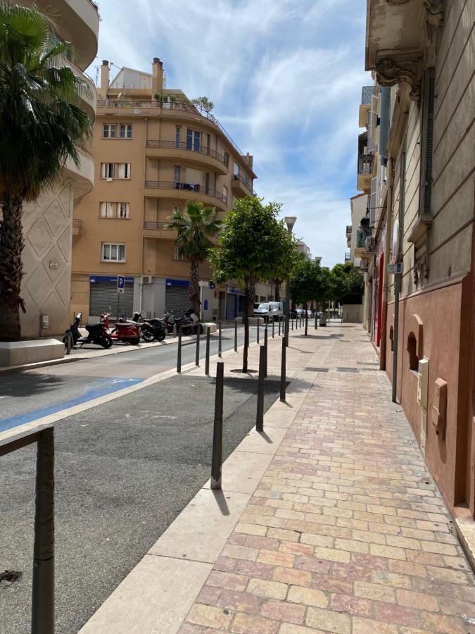Studio 30 M2 Hyper Centre, Neuf, Parking Gratuit, 3 Etoiles كان المظهر الخارجي الصورة